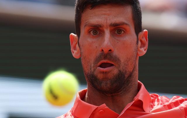 足球无插件直播-张奔斗：36岁的德约，却能让20岁的年轻人突然断电